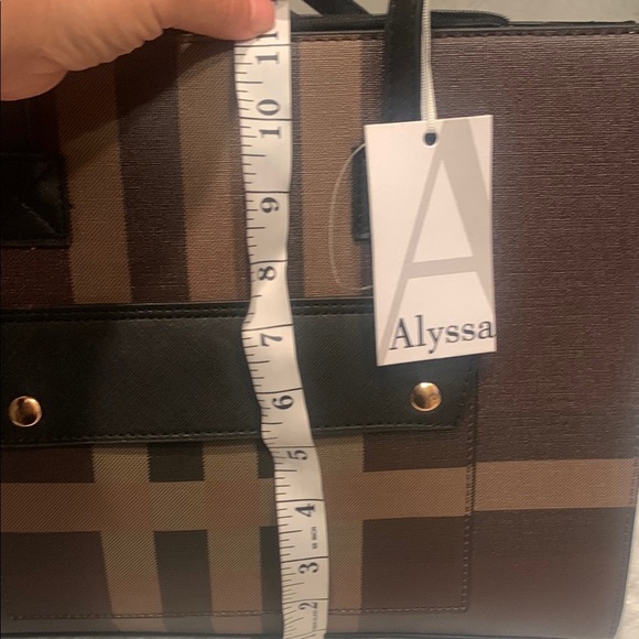 COPY - NWT Alyssa Brown and Black Plaid Tote Bag - Picture 6 of 7